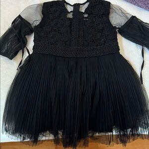 Elegant Black Lace Dress